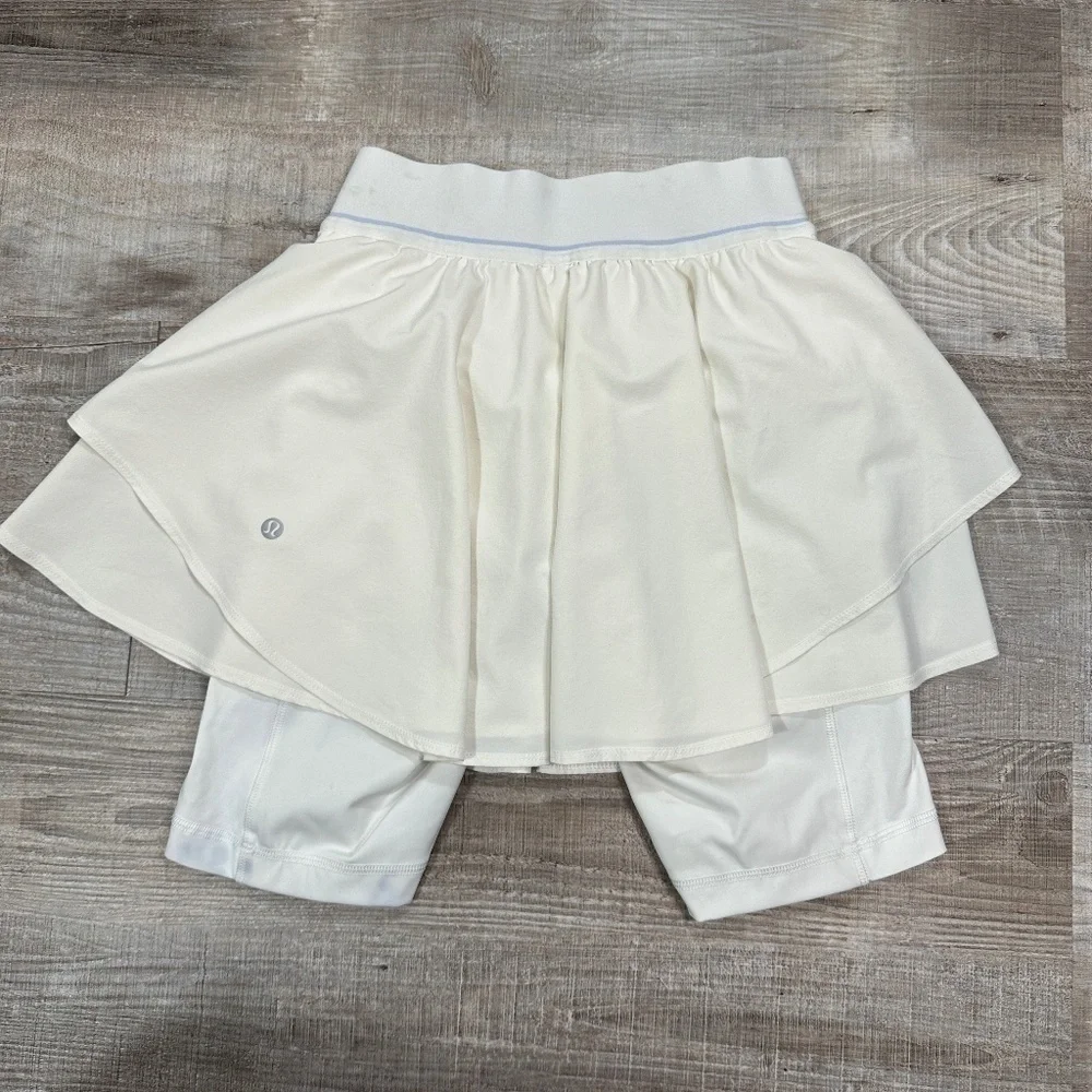 Lululemon White Court Rival High-Rise Skirt Skort Extended Liner Size 4